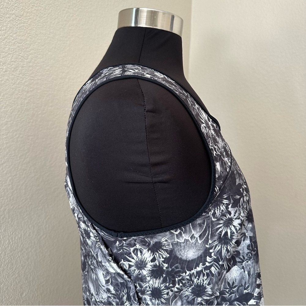 Lululemon Run Split Singlet Gray Black Floral Tan… - image 6